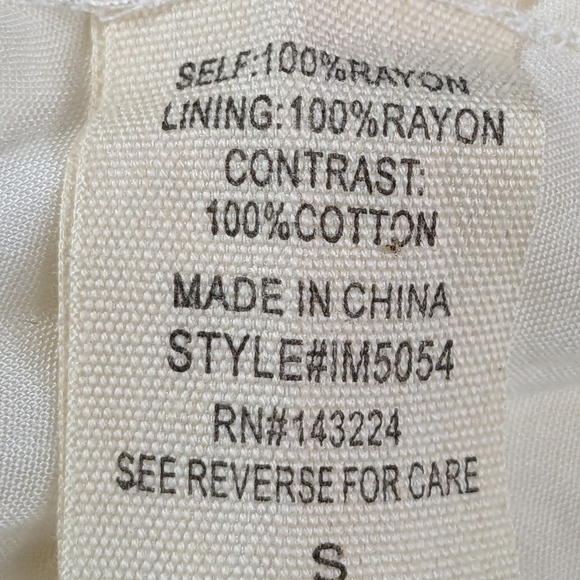 Carly Jean womens long sleeve button front lace inset semi sheer sz small top b9 - Picture 4 of 9